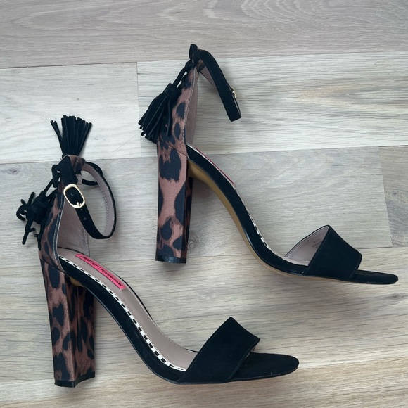 Betsey Johnson Leopard Print Sandals - Picture 3 of 8